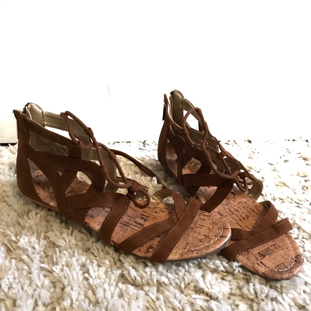 🌻Lace up gladiator sandals